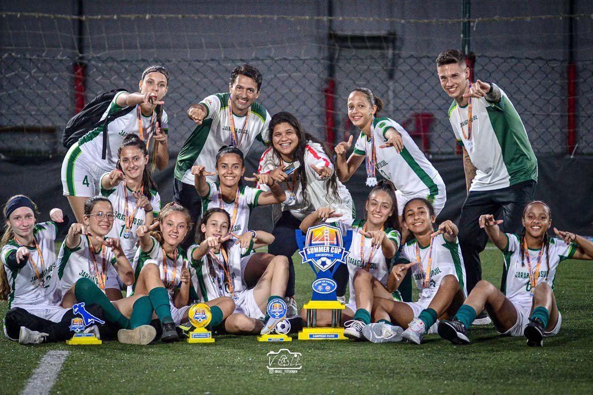 Equipe jaraguaense é campeã de torneio de futebol 7 feminino
