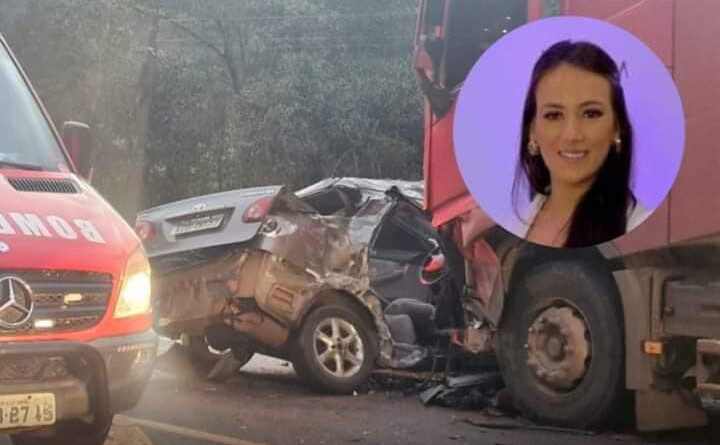 Jovem grávida morre em grave acidente entre carro e caminhão