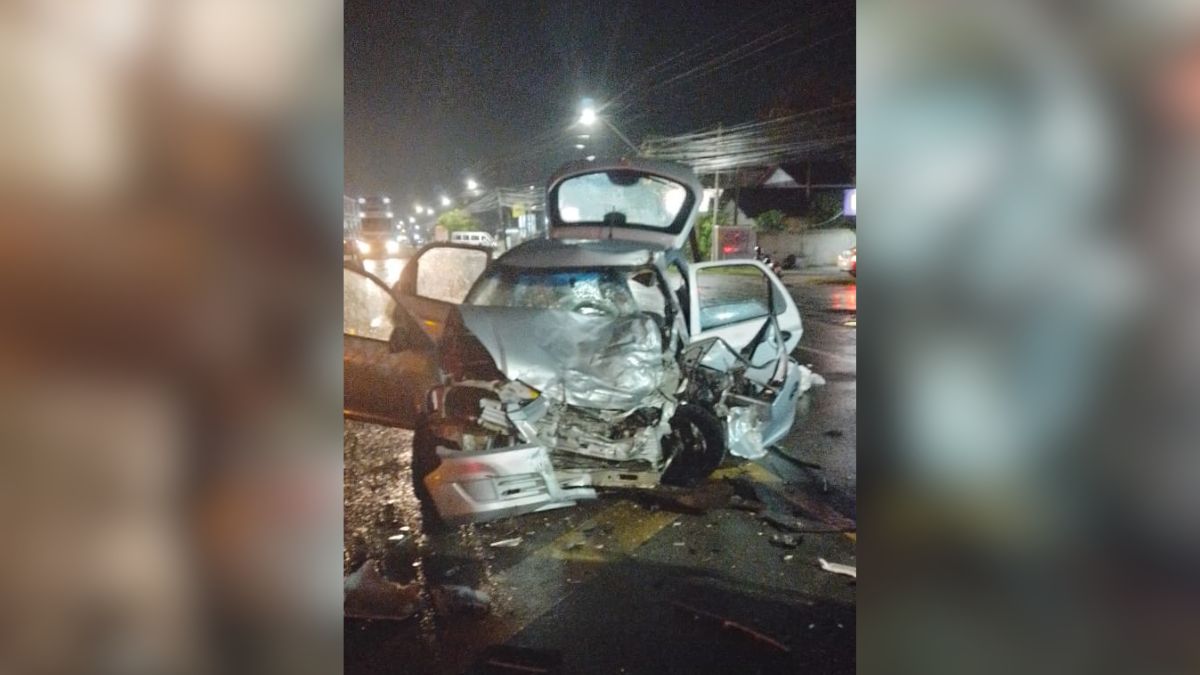 Jovem de 22 anos morre em acidente entre carro e caminhão na BR-280 em Araquari