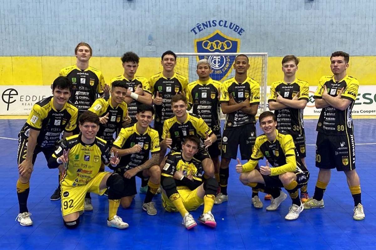 Futsal: Jaraguá se classifica à semifinal da LNF e Sub-20 disputará o Jasc