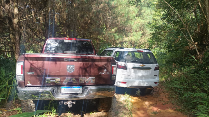 Mega-assalto: PM e PRF recuperam veículos furtados em Jaraguá do Sul