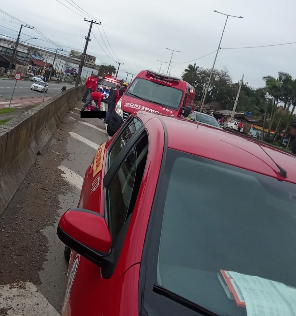 Pedestre morre atropelado por caminhão na BR-280, em Guaramirim