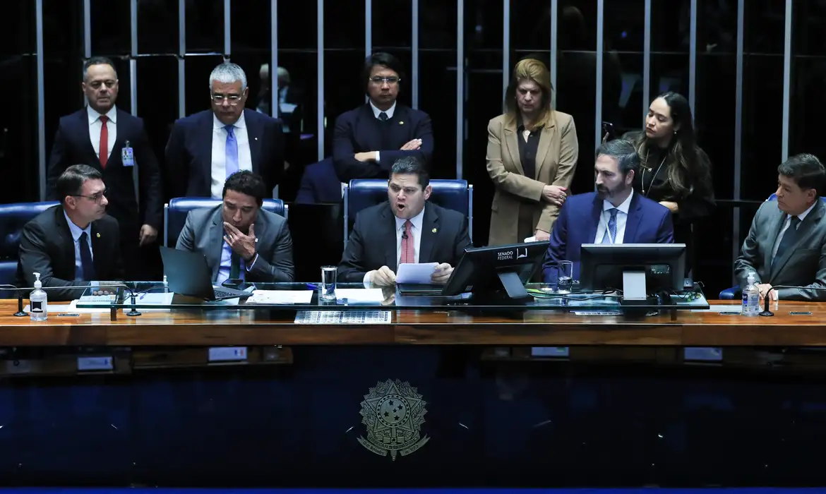 Senado aprova aumento de deputados federais para 531 a partir de 2026
