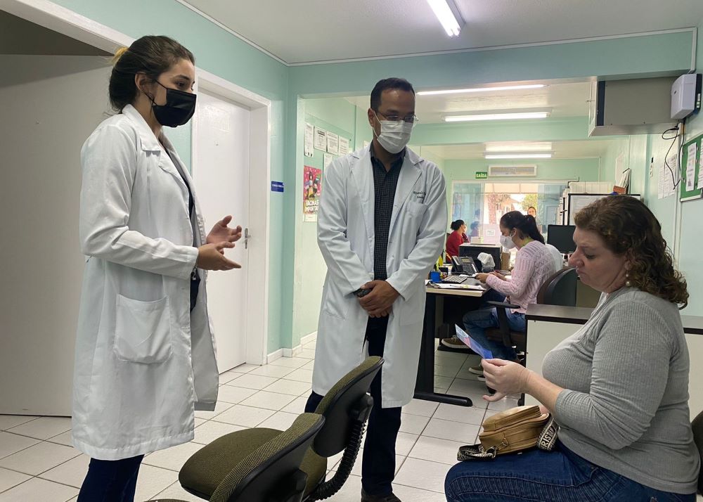Vereadores se unem contra possível fechamento de postos de saúde com horário estendido