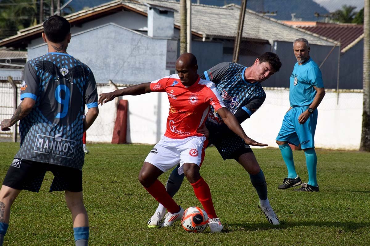 Rede balança 25 vezes na primeira rodada do Campeonato Varzeano