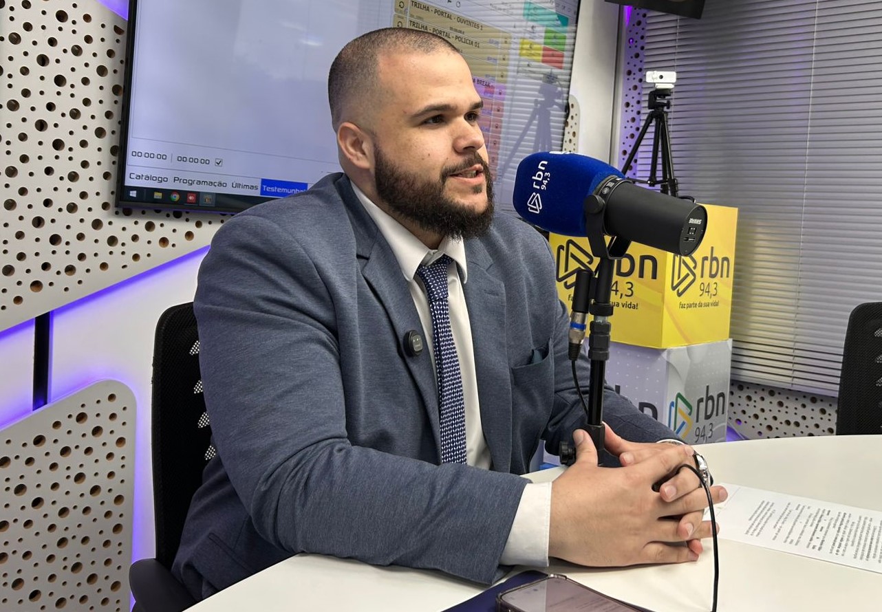 Homem que matou e fez vídeos e médica que atirou contra ex serão julgados nesta semana