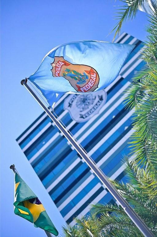PF prende três em operação contra fraudes em concursos públicos