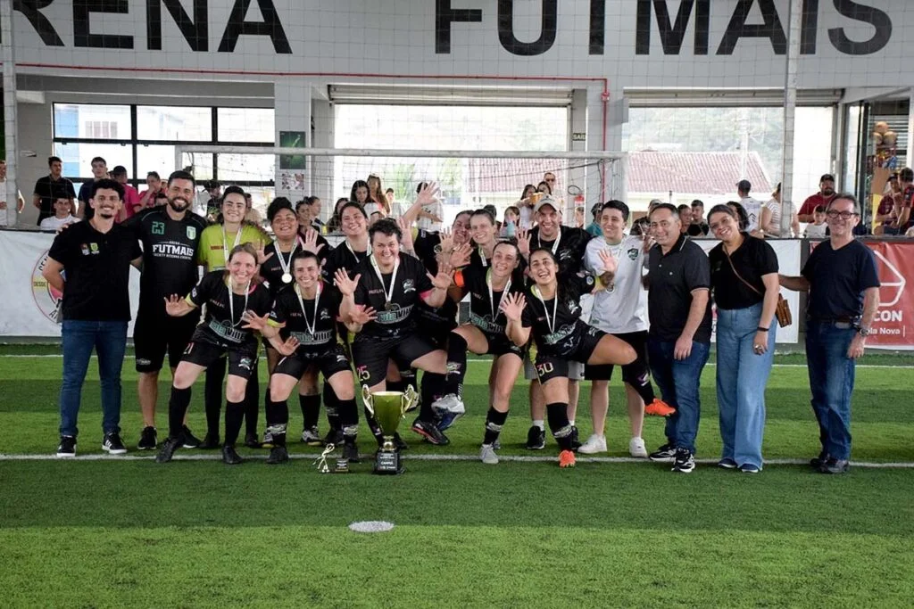 Lagartixas é campeão do Varzeano Feminino de Futebol Society