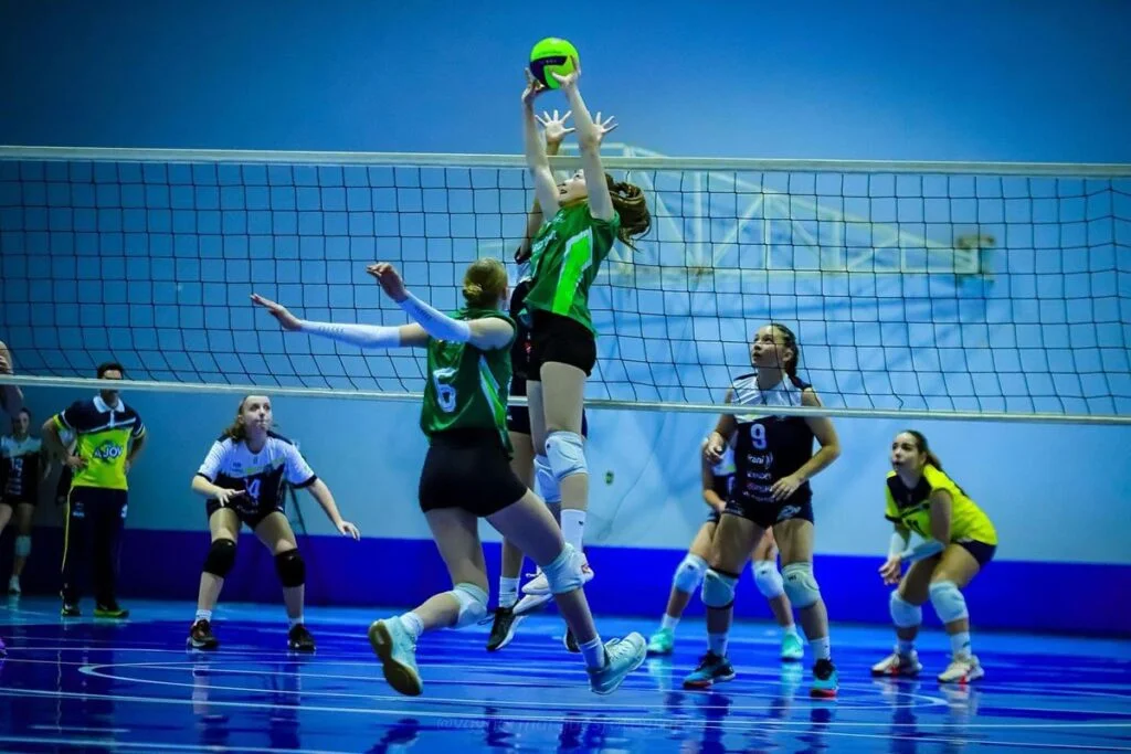 Jaraguá é vice-campeã na divisão de acesso do Brasileiro Interclubes de Vôlei Sub-17