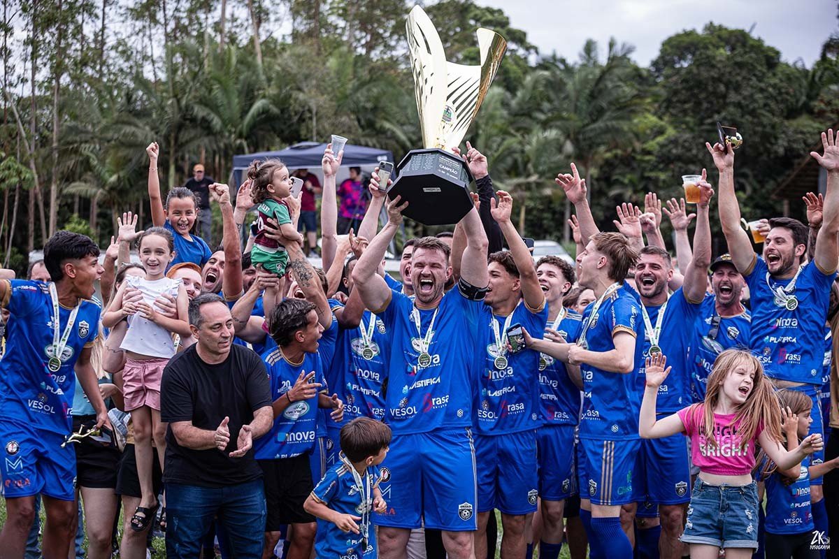 Amizade conquista o título da Série Ouro do Campeonato Varzeano