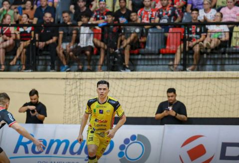 JEC vence Jaraguá no primeiro jogo da final do Estadual