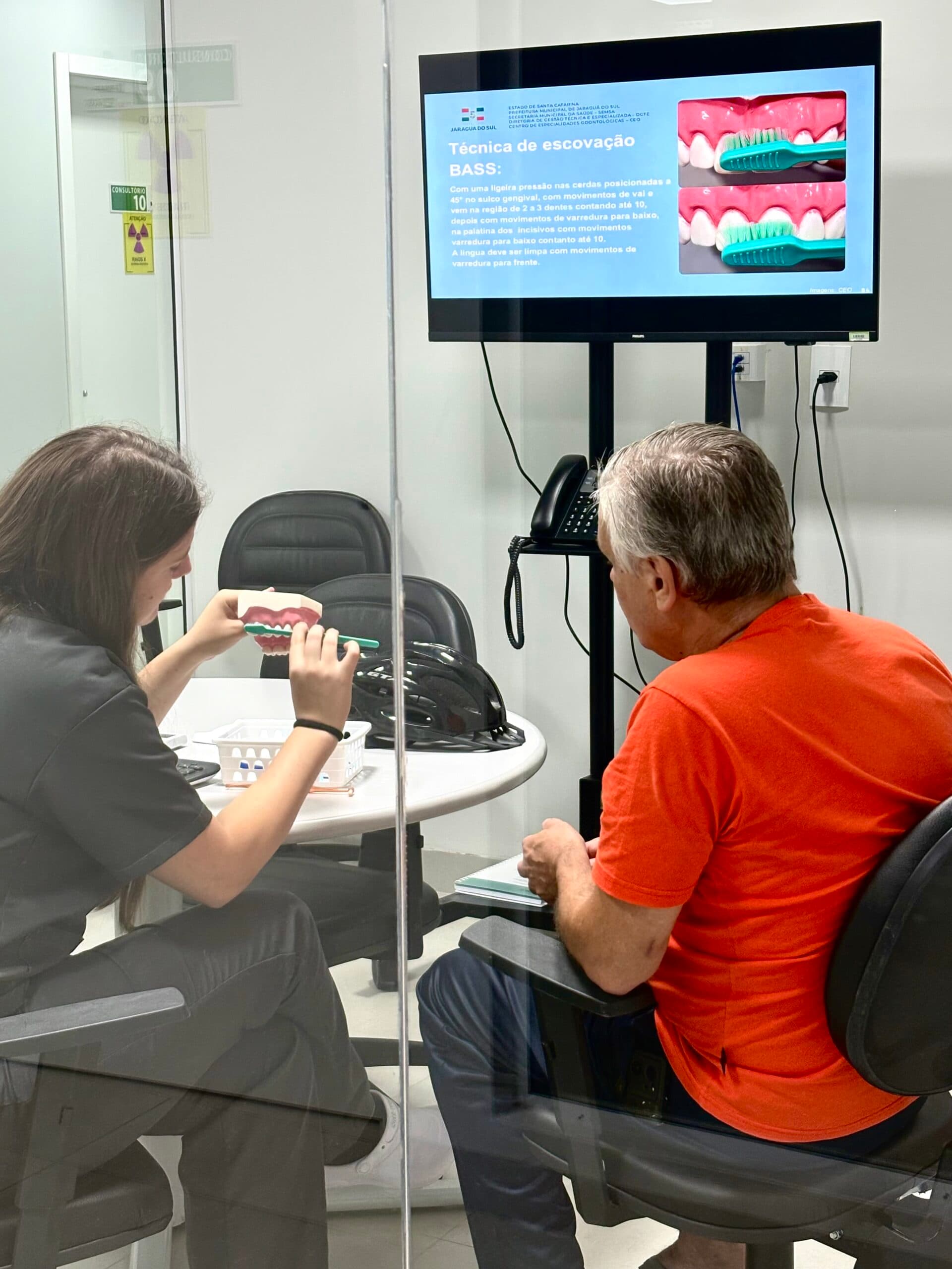 Saúde amplia atendimento especializado para pacientes com problemas periodontais em Jaraguá do Sul