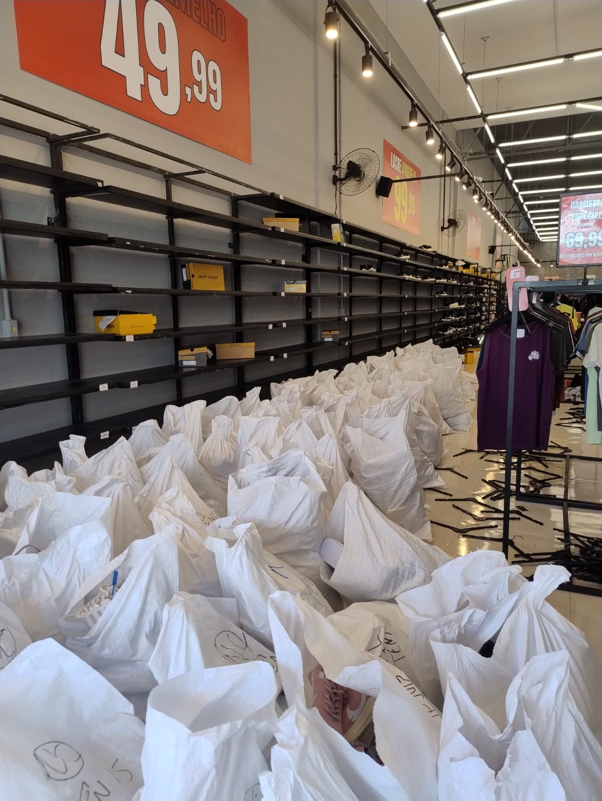 Produtos falsificados apreendidos em Jaraguá do Sul podem ser incinerados