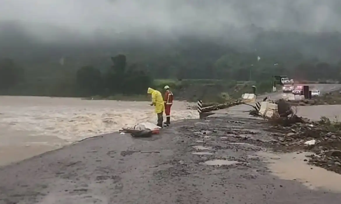 Estudo sobre cheias no Rio Grande do Sul aponta causas do desastre que matou 185 pessoas