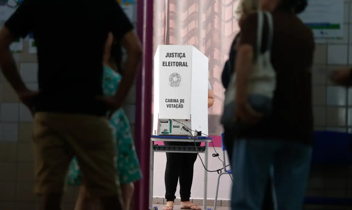Justiça Eleitoral recebe 1.103 denúncias de irregularidades na propaganda eleitoral