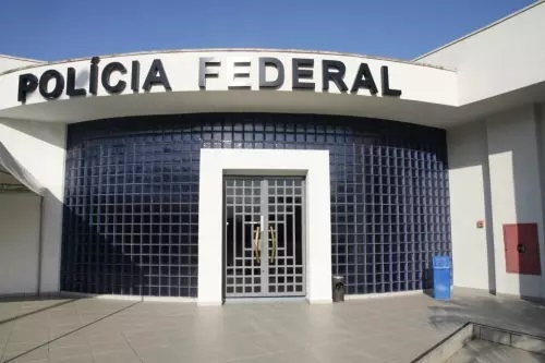 Operação conjunta apreende mais de 100 quilos de drogas, armas e veículos no norte de SC