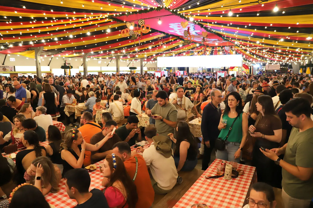 FIM DAS FILAS NA SCHÜTZENFEST: NOVO PAGAMENTO LIBERADO