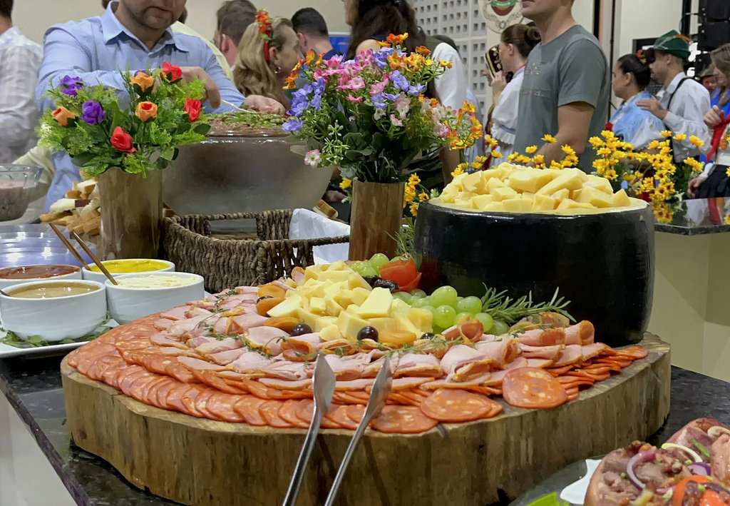 36ª SCHÜTZENFEST ABRE LEILÃO PARA GASTRONOMIA