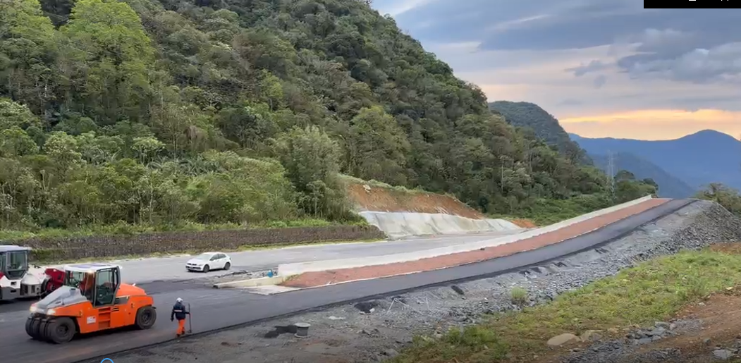 Serra Dona Francisca: áreas de escape do km 15 e 17 entram na reta final, diz engenheiro à RBN