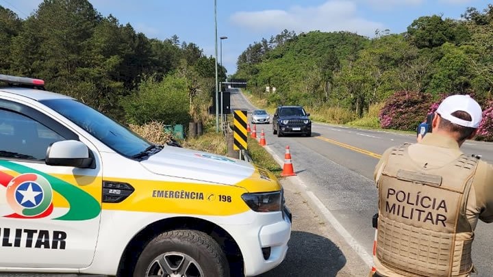 Polícia Militar Rodoviária reforça fiscalização nas rodovias estaduais durante o feriado