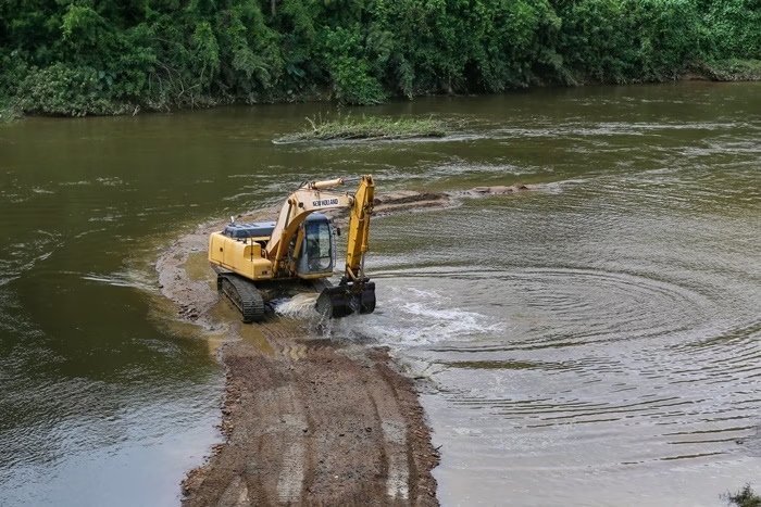 🚨 ALERTA-VIZINHO! Câmara de Jaraguá do Sul pede estudos pra desassoreamento do Rio Jaraguá