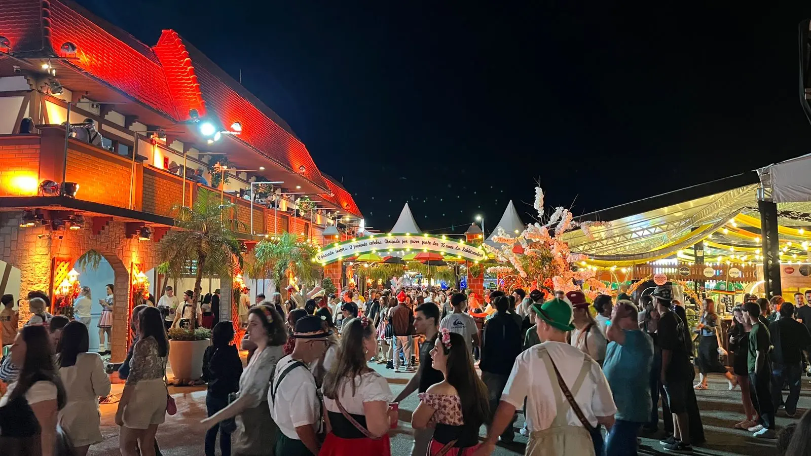 ATENÇÃO, PAIS E RESPONSÁVEIS! Schützenfest reforça regras pra menores