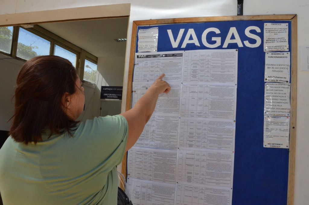 Sine de Jaraguá do Sul inicia semana com mais de 1,4 mil vagas de emprego disponíveis