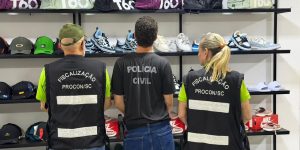 OPERAÇÃO DA POLÍCIA CIVIL APREENDE R$ 2,3 MILHÕES EM PRODUTOS PIRATAS EM SANTA CATARINA