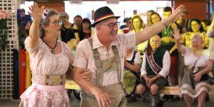 Fritz e Frida não pagam para ir à 34ª Schützenfest