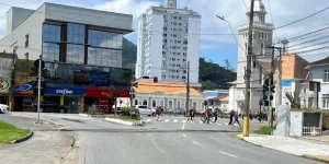 Interdição total da Rua Ex-Combatente Antônio Rita