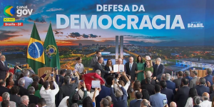 Lula veta integralmente projeto que previa redução de penas para condenados pelos atos de 8 de janeiro