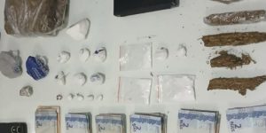 Corupá: PM prende dupla e apreende drogas em residência