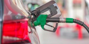 Petrobras reduz preço da gasolina em 5,2% a partir desta terça-feira (27)