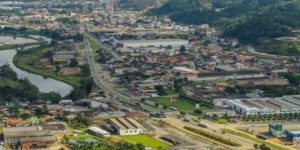 Transporte coletivo e Via Verde: Prefeito avalia desafios nos 76 anos de Guaramirim