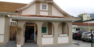 Casarão histórico da escola Ricieri Marcatto, em Jaraguá, é totalmente restaurado