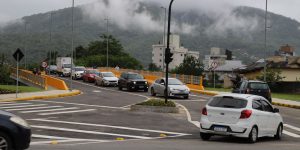 Diretoria de Trânsito orienta sobre tráfego no binário do Amizade, em Jaraguá do Sul