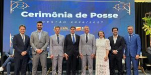 Nova diretoria da CDL Jaraguá do Sul toma posse para gestão 2026/2027