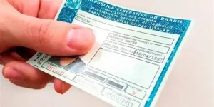 Mais de 323 mil motoristas têm CNH renovada automaticamente no Brasil; SC soma mais de 13 mil