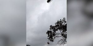 Mulher cai de altura de 5 metros durante rapel em cascata de SC