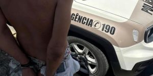 Homem é preso após ameaçar funcionário de concessionária com facão em Jaraguá do Sul