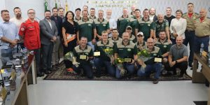 Jipeiros de Jaraguá do Sul são homenageados na Câmara Municipal