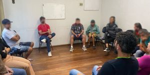 Pacientes do Caps AD participam de palestra sobre saúde bucal