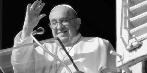Governador Jorginho Mello decreta luto de três dias pela morte do Papa Francisco