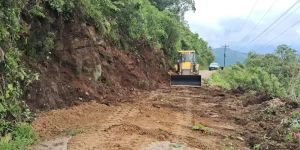 Secretaria de Obras vai alargar trecho da rua que deslizou no Morro Boa Vista
