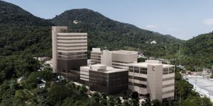 Hospital Jaraguá apresenta balanço de atividades e recebe repasse de R$ 2,5 milhões da Câmara de Vereadores