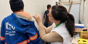 Programa leva testes rápidos e vacinação até empresas e comunidades de Guaramirim