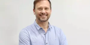 Adriano Silva é reeleito prefeito de Joinville