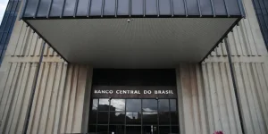 Mercado financeiro reduz para 4,72% previsão de inflação em 2025