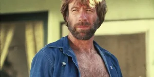 Morre Chuck Norris, lenda das artes marciais e ícone do cinema de ação, aos 86 anos