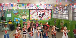 Lei que institui Dia das Mães e dos Pais nas escolas municipais é aprovada